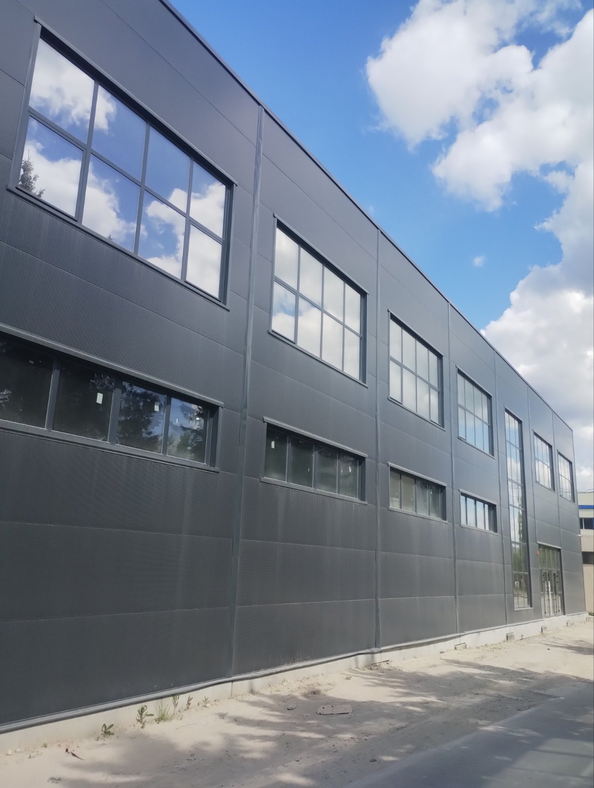 Львівська картонно-паперова фабрика - Renoplast Фасад